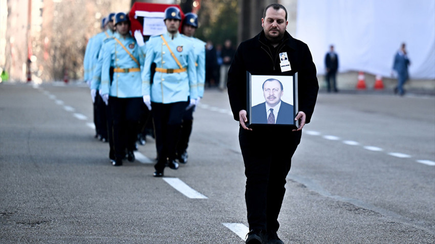 Yaşar Okuyan için TBMM'de tören