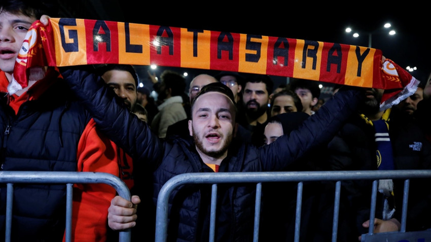 Galatasaray kafilesini taşıyan uçak İstanbul'a indi