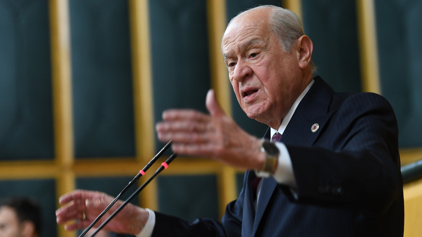 Bahçeli'den yeni yıl mesajı: Sapasağlam durmaya 2024 yılında da azimle devam edeceğiz