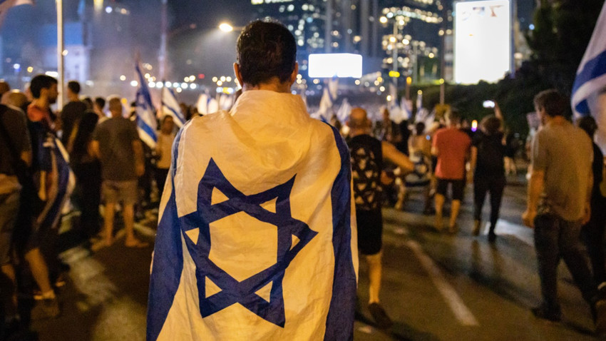 Haaretz: Eğitimli orta sınıf Yahudiler  İsrail'i terk edebilir