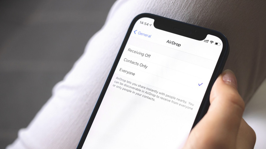 Apple kullanıcıları dikkat: Çinli uzmanlar AirDrop’un şifrelemesini çözdüklerini iddia ediyor