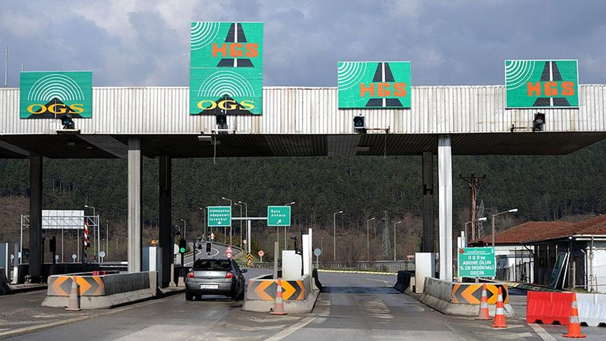 Otobüs yolcusunun çantasındaki HGS etiketinden otoyol ücreti kesildi