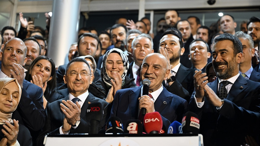 AK Parti'nin Ankara adayı Altınok'tan ilk vaat: Belediye işçilerinin maaşına zam yapacağız