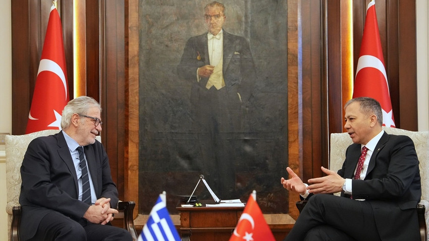 İçişleri Bakanı Yerlikaya ile Yunan bakan Stylianides 'düzensiz göçle mücadele'yi görüştü