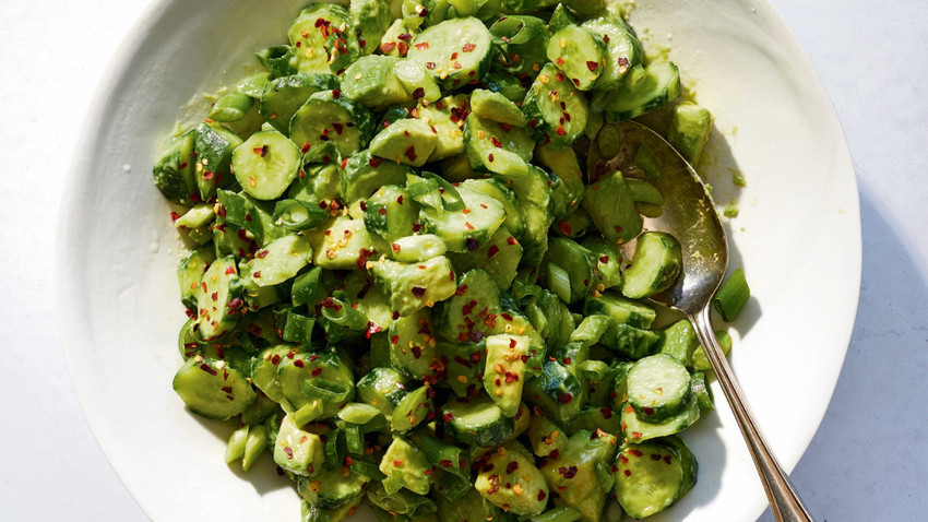İyi hissettiren kolay ve hafif tarifler: Gevrek avokado salatası