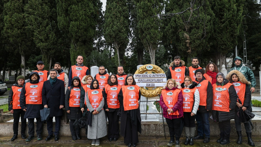Toprak ve Yaprak Dede ölüm yıl dönümlerinde anıldı