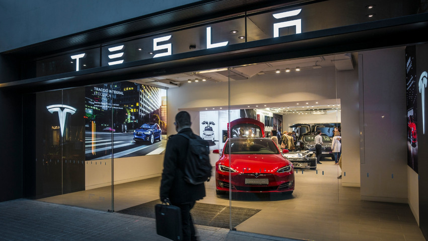 Tesla'nın Barcelona mağazası (Shutterstock)