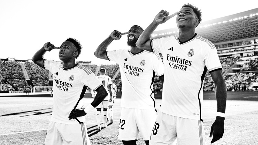 Real Madrid’li oyuncular UD Las Palmas’a deplasmanda attıkları golü kutluyor. (Fotoğraf: Getty Images)