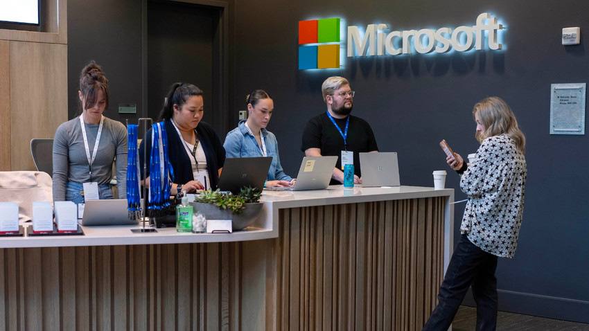 Microsoft ekip üyeleri Redmond, Washington'daki Microsoft kampüsünde (Ruth Fremson/The New York Times)