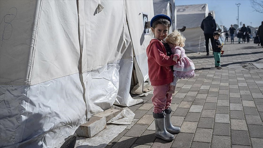 UNICEF: Depremden etkilenen 3,2 milyon çocuk halen temel hizmetlere erişemiyor