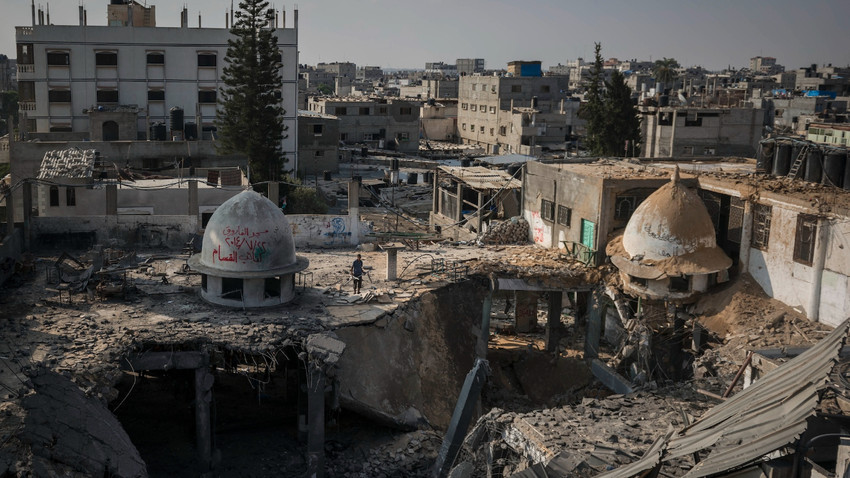 22 Temmuz 2014'te Gazze Şeridi'nin güneyindeki Refah'ta meydana gelen yıkım. (Sergey Ponomarev/New York Times)