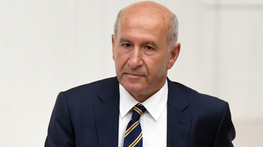 DEM Partili George Aslan Meclis gündemine taşıdı: Noel ve Paskalya Türk milletinin değerlerine aykırı mı?