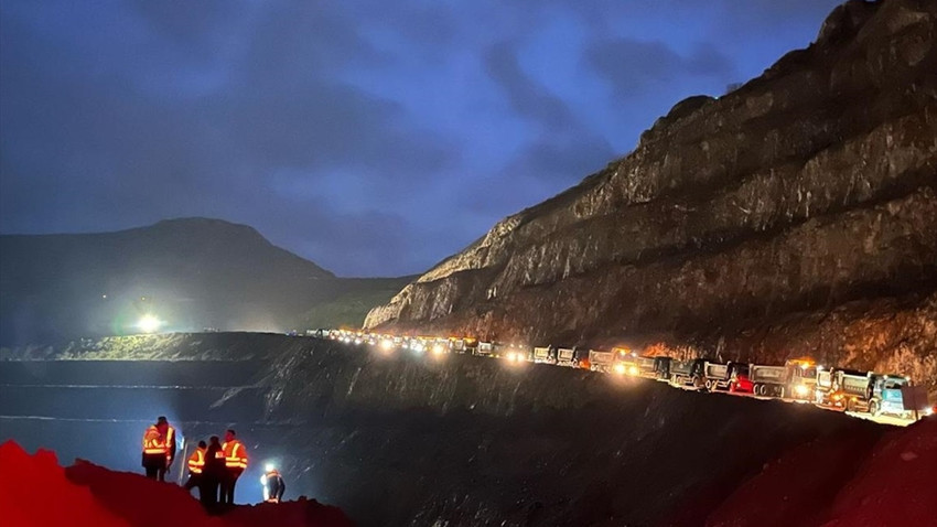 İliç'teki maden faciasında toprak altında kalan 9 işçiden birinin cansız bedenine ulaşıldı