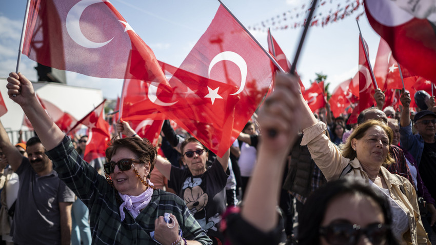 İstanbul Büyükşehir Belediye Başkanlığı için 52 aday yarışacak