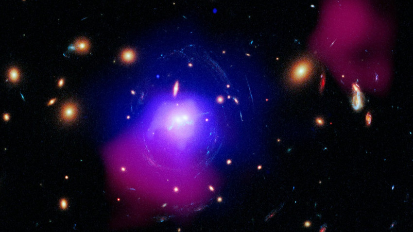 Dünya'dan 3,8 milyar ışık yılı uzakta: Şimdiye kadar kaydedilen en güçlü kara delik patlamalarından biri tespit edildi