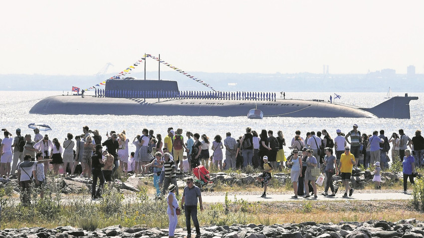 Rus nükleer denizaltısı Orel bir törende. Fotoğraf: Getty Images