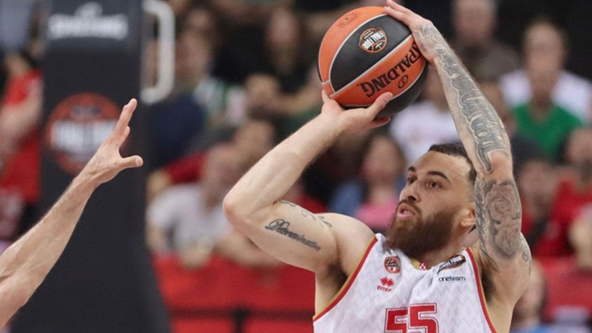 Mike James Avrupa Ligi tarihinin en skorer basketbolcusu oldu