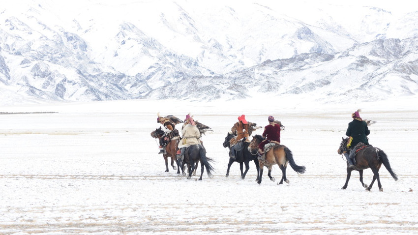 Moğolistan'da son 50 yılın en sert kışı: 4,7 milyondan fazla hayvan öldü