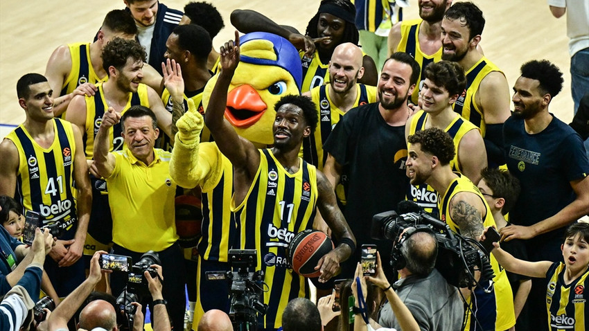 Nigel Hayes-Davis'ten 50 sayı: Fenerbahçe Beko, Alba Berlin'i farklı geçti