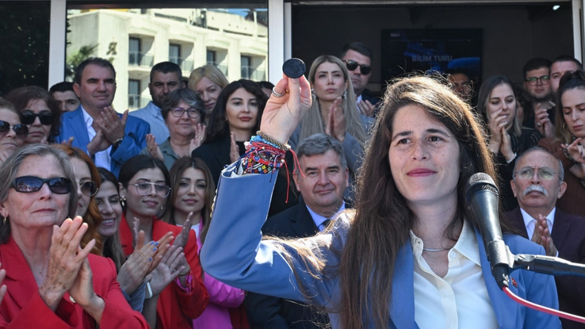Çeşme'nin ilk kadın belediye başkanı Lal Denizli: Öncelikle kendimizi yaza hazırlamamız lazım