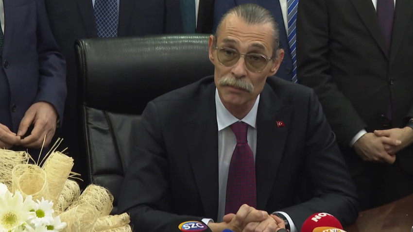 Erdal Beşikçioğlu'ndan TRT'ye tepki: Birilerini 'makbul', birilerini 'tehlikeli' ilan ediyor
