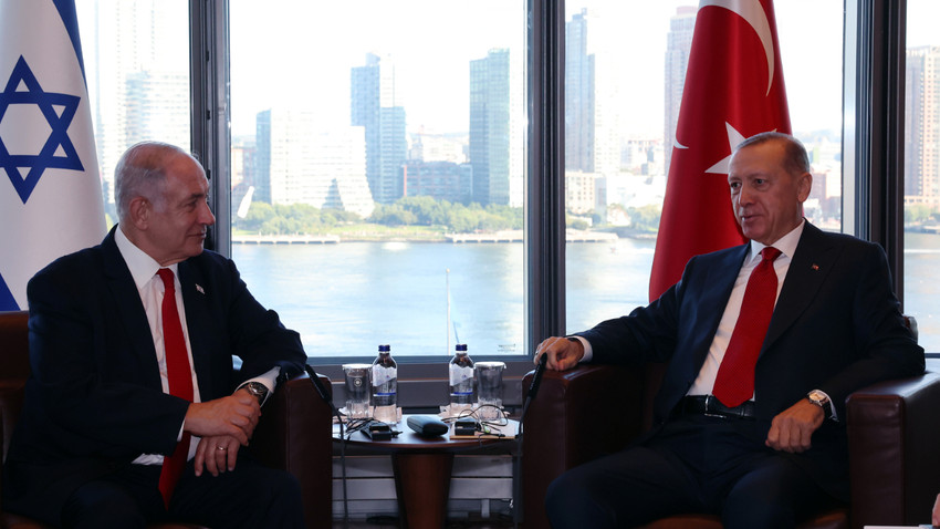 Birleşmiş Milletler (BM) 78. Genel Kurulu kapsamında Amerika Birleşik Devletleri’nin (ABD) New York şehrinde bulunan Cumhurbaşkanı Recep Tayyip Erdoğan, İsrail Başbakanı Benyamin Netanyahu ile Türkevi’nde görüştü. 20 Eylül 2023