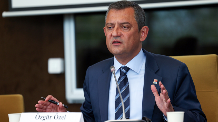 Özgür Özel: AB üyeliği için öncülük yapmaya hazırız