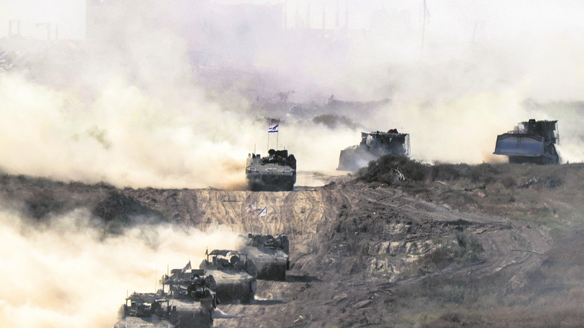 İsrail’in işgale hazırlandığı Güney Gazze’den İsrail’e dönen tanklar (Fotoğraf: Getty Images)