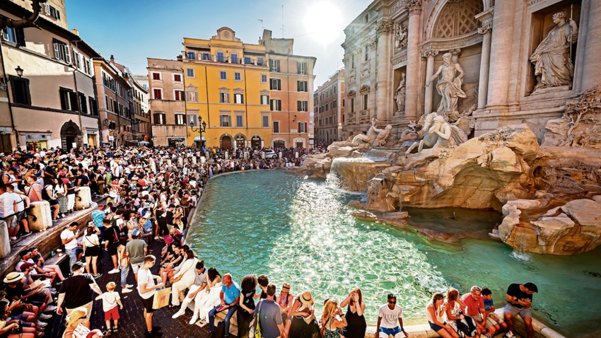 Roma’daki Aşk Çeşmesi’nde sıradan bir gün... (Getty Images)