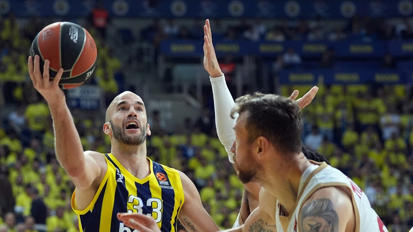Fenerbahçe Beko Final Four'a bir maç uzakta
