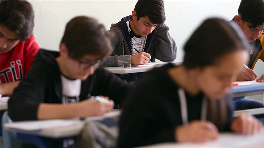 MEB, ikinci dönem ikinci yazılı sınavlara yönelik örnek soru kitapçıklarını yayımladı