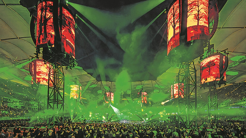 Metallica’nın dünya turnesi konserlerinde sahne sahanın tam ortasında kuruluyor.