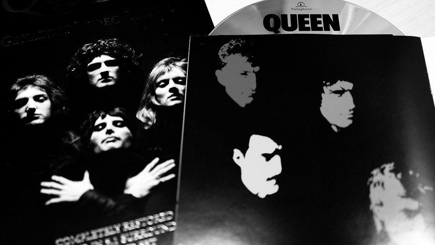 Sony Queen'in müzik kataloğunu 1 milyar dolara almak için görüşüyor