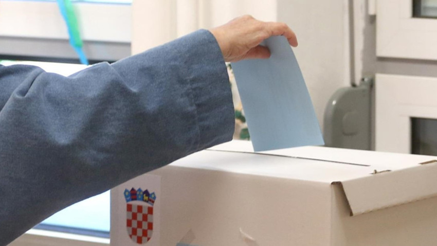 Hırvatistan'da AP seçimlerinin kazananı iktidardaki merkez sağ parti HDZ oldu