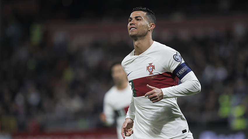 Cristiano Ronaldo YouTube kanalı açtı: 24 saat dolmadan 6 milyon aboneye ulaştı