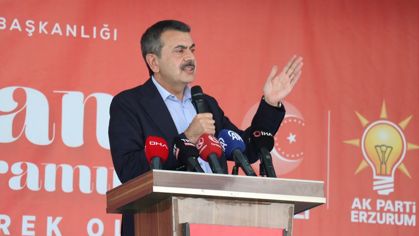 Bakan Tekin: Dünyanın hiçbir tarafında bu kadar büyük bir öğretmen kitlesi kamu tarafından fonlanmıyor