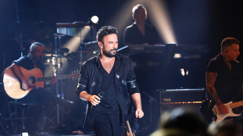 Tarkan yeni albümünden 6 video yayınladı