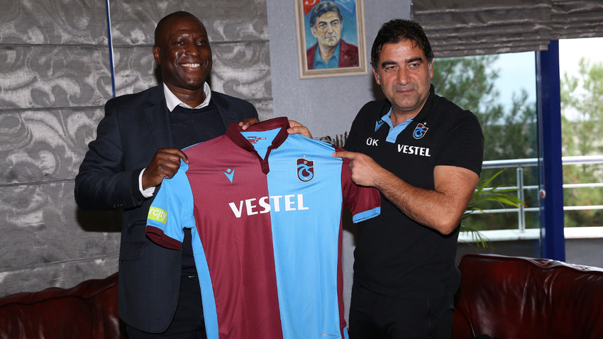 Trabzonspor’un eski futbolcusu Kevin Campbell hayatını kaybetti