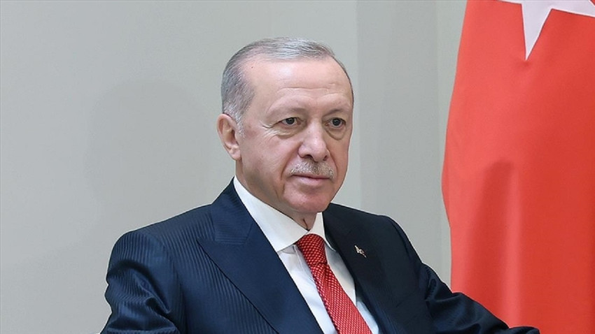 Cumhurbaşkanı Erdoğan'dan bayram paylaşımı: Coğrafyamıza barış getirmesini diliyorum