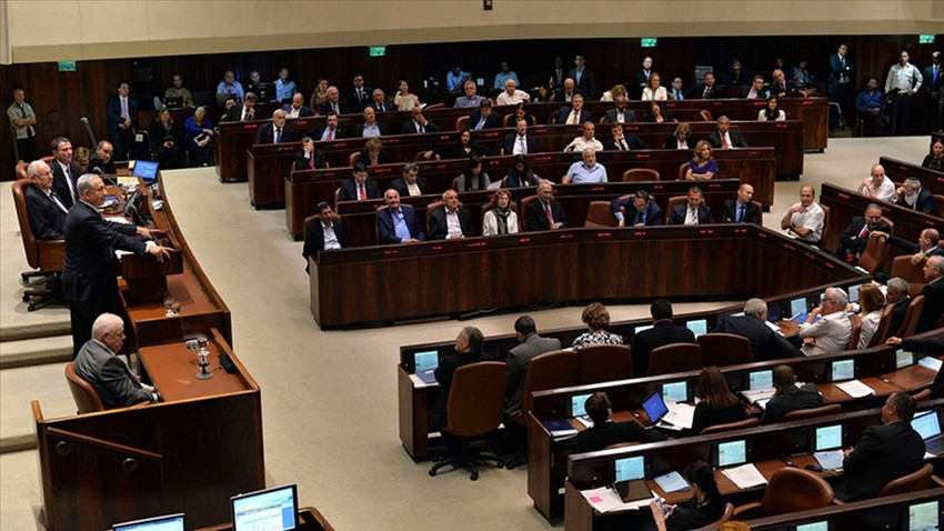 İsrail hükümetinde koalisyon ortağı Şas Partisi: Hükümetin dağılması an meselesi