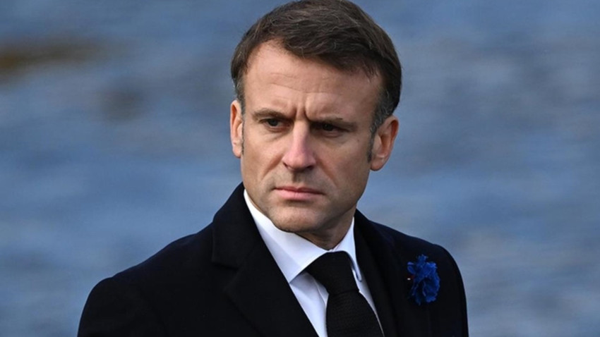 Fransa'da Merkez çöküyor, Macron altında kalıyor
