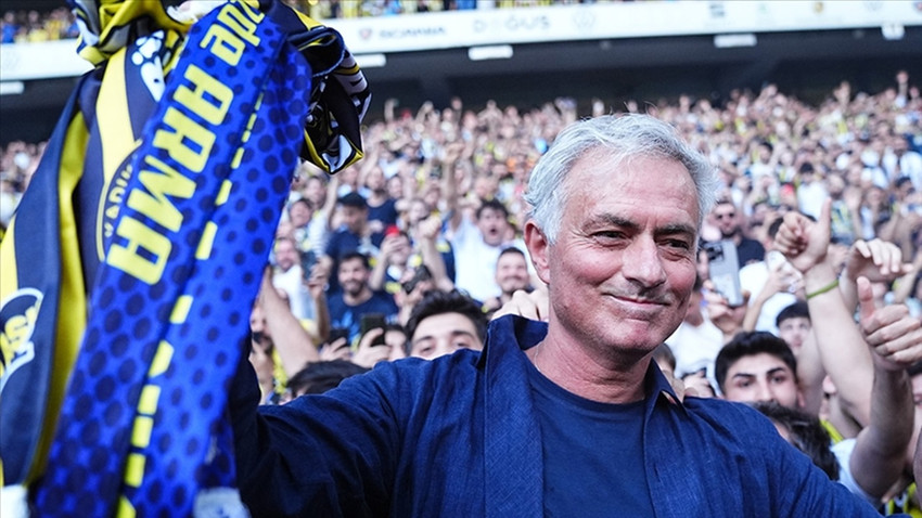 Mourinho'dan Ferdi için transfer mesajı: Gelişim için en iyi oyuncularımızı tutmalıyız