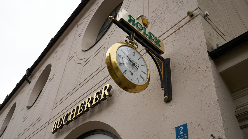 AB, Rolex'in Bucherer'i almasını onayladı