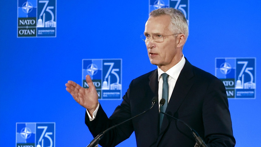 NATO Genel Sekreteri Stoltenberg: Rusya'nın yıldırma çabaları ters tepiyor