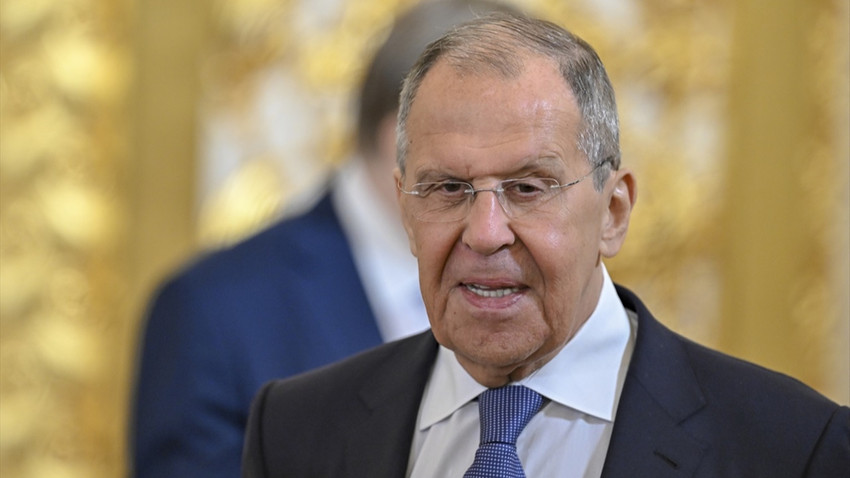 Lavrov: Ukrayna'ya silah pompalamayı bırakırsanız savaş sona erer