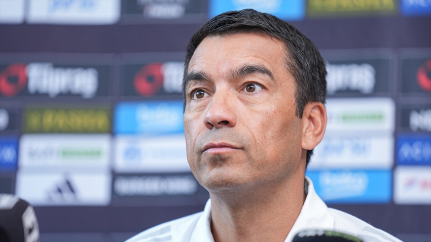 Giovanni van Bronckhorst: Burası benim için yeni bir meydan okuma, Türkiye'ye gelme sebebim de bu