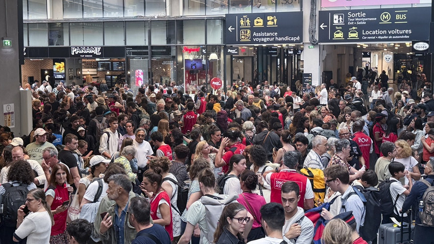 İran'dan İsrail'e 'Paris'te sabotaj' yanıtı: Suçlamalar inanılır olmanın ötesinde absürt