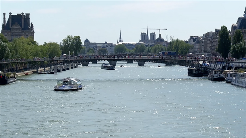 Paris Olimpiyatları: Sen Nehri'ndeki Erkekler triatlonu kirlilik nedeniyle iptal edildi