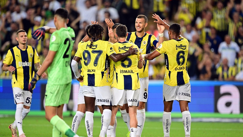 Üç puan tek golle geldi: Fenerbahçe sezona galibiyetle başladı