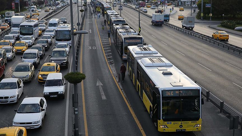 Metrobüs yolunda 45 günlük çalışma